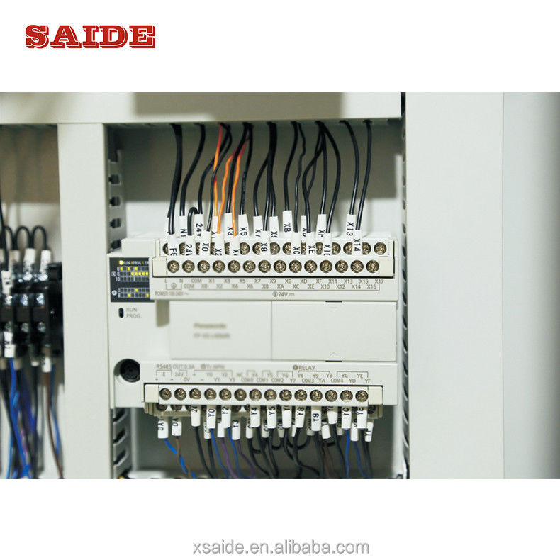 GX-2600 Tablas automáticas de espesor medio Sierras de corte transversal CNC Sierras de corte electrónicas para paneles acrílicos y de guía de luz