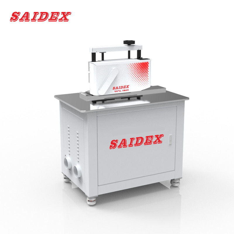 3.5KW 380V STRADDLE 45 grados para PMMA/PE/PC/PS con dos sierras afiladas de giro rápido