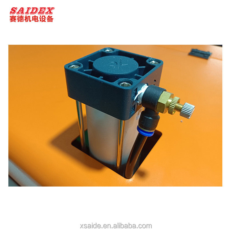 Máquina de pulido acrílico de alta velocidad de 3500W para acabados de alta calidad puede procesar 1,3 metros de plexiglás